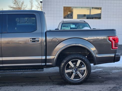 Used 2017 Ford F150 Lariat w/ Equipment Group 502A Luxury image 3