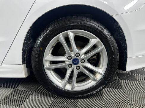 Used 2018 Ford Fusion S FWD image 14