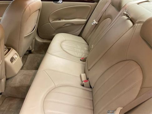 Used 2006 Buick Lucerne CXL w/ Driver Confidence Package FWD image 11