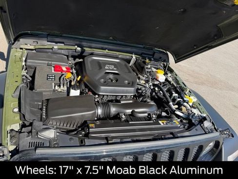 Used 2022 Jeep Wrangler Unlimited Sport AWD/4WD image 43