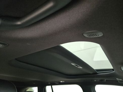New 2026 Jeep Grand Cherokee Altitude AWD/4WD image 8