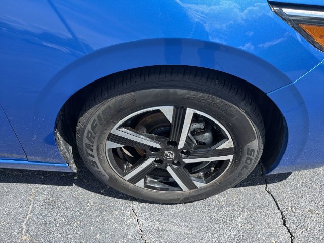 Used 2024 Nissan Sentra SV FWD image 15
