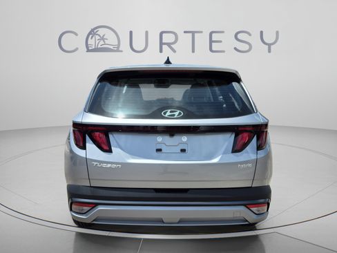 New 2026 Hyundai Tucson Blue SE FWD image 4