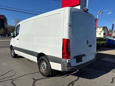 Used 2019 Mercedes-Benz Sprinter 144 image 3