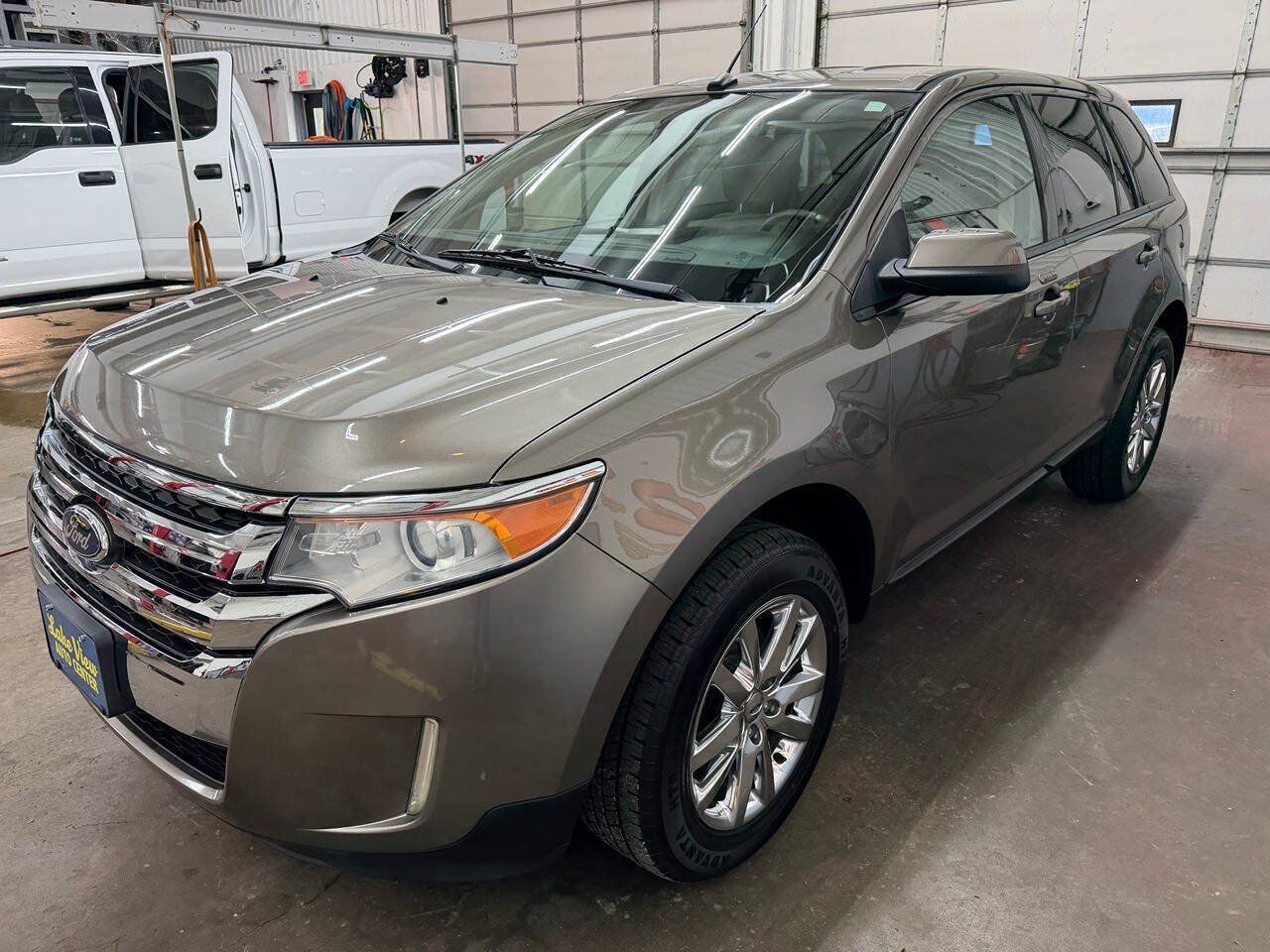 Used 2013 Ford Edge SEL FWD image 3