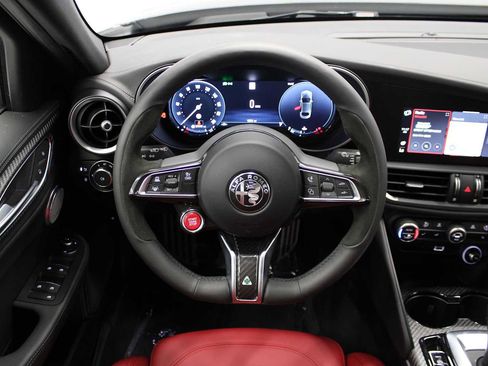 Used 2024 Alfa Romeo Giulia Quadrifoglio w/ Active Assist Plus Package image 6