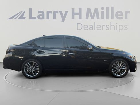 Used 2018 INFINITI Q50 Luxe w/ Essential Package (3.0T Luxe) AWD/4WD image 6