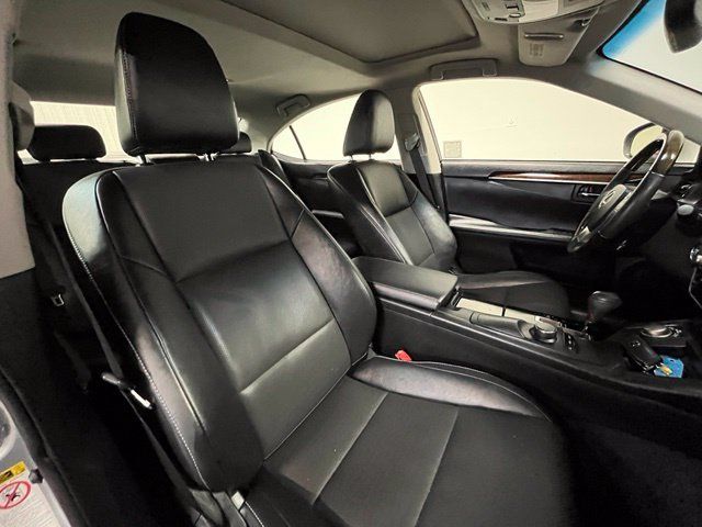 Used 2015 Lexus ES 350 w/ Premium Package FWD image 9