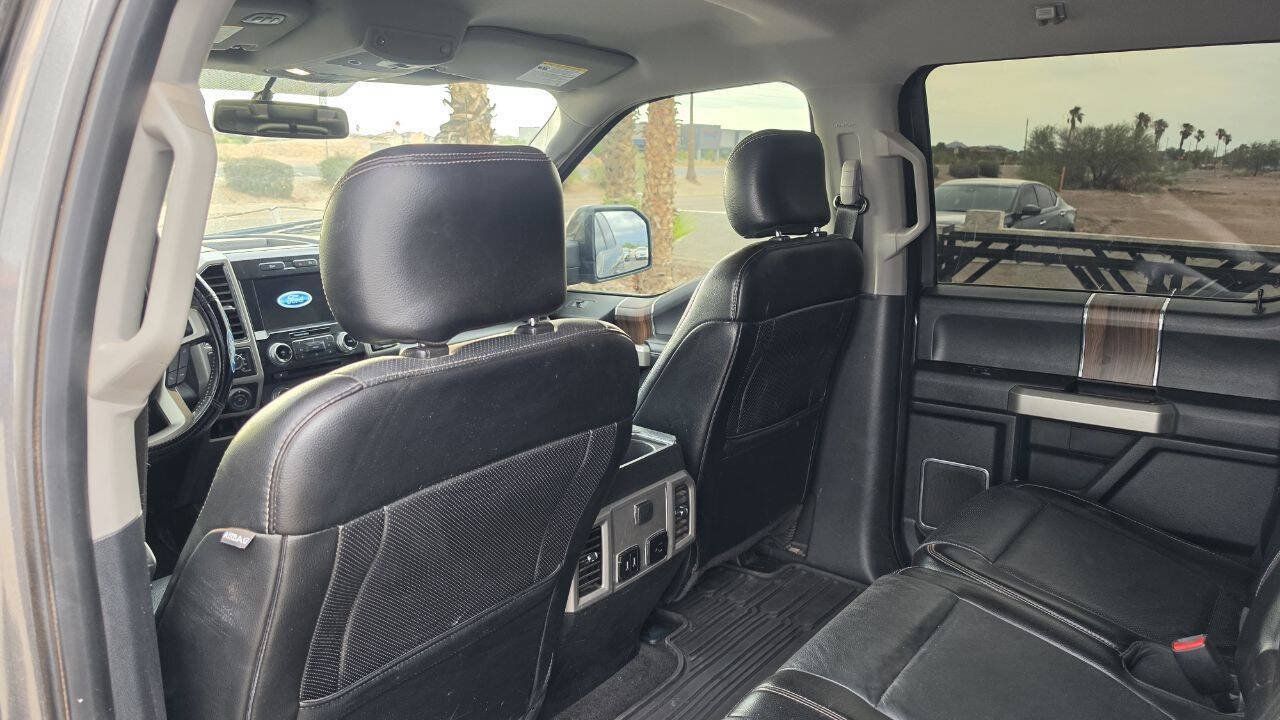 Used 2017 Ford F150 Lariat w/ Equipment Group 501A Mid AWD/4WD image 7