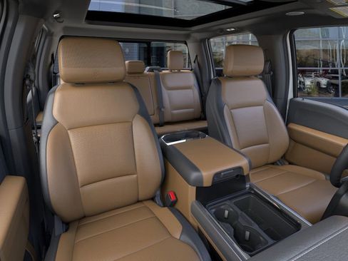 New 2025 Ford F250 Lariat w/ Lariat Ultimate Package image 11