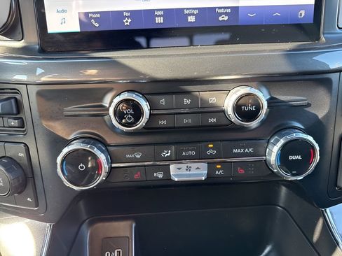 Used 2022 Ford F150 XLT w/ Equipment Group 302A High image 18