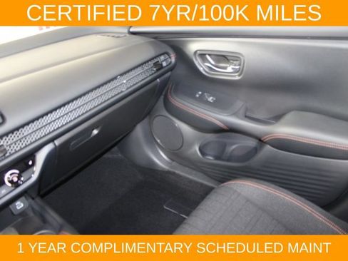 Used 2024 Honda HR-V Sport image 16