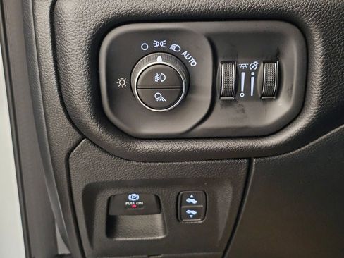 New 2026 RAM 1500 Big Horn AWD/4WD image 23