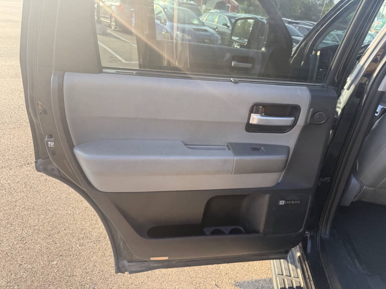 Used 2016 Toyota Sequoia Limited AWD/4WD image 21