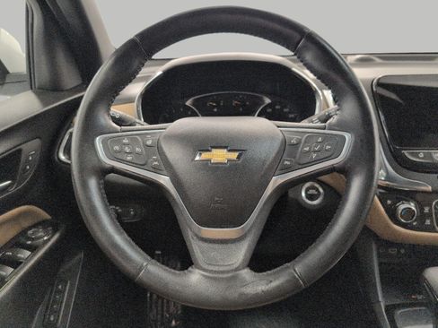 Certified 2022 Chevrolet Equinox Premier FWD image 5