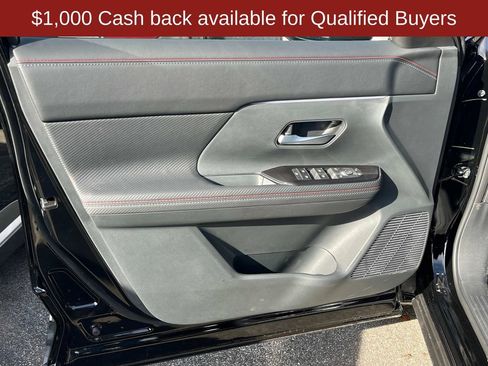 New 2026 Nissan Kicks SR w/ Cold Weather Package image 21