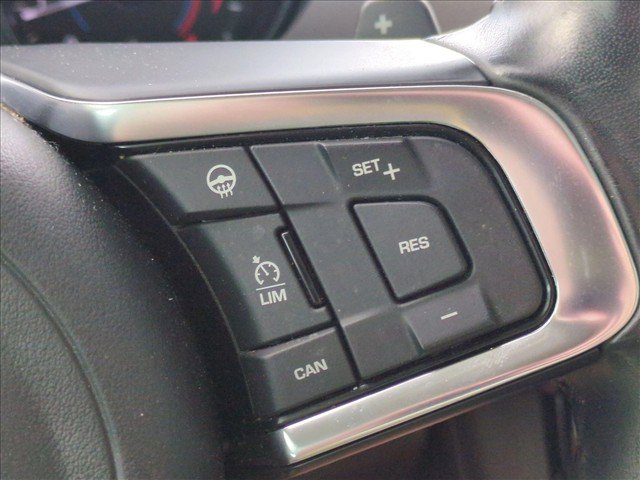 Used 2018 Jaguar F-PACE Prestige AWD/4WD image 14