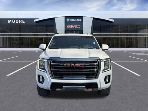 Used 2023 GMC Yukon XL AT4 w/ Technology Package image 3