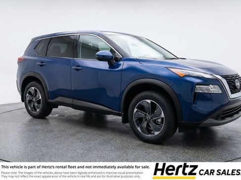 Used 2025 Nissan Rogue SV FWD image 1