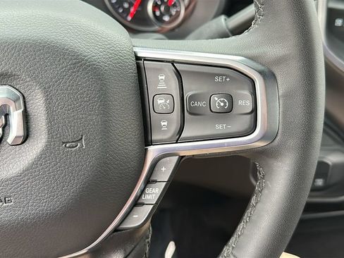 Used 2025 RAM 2500 Big Horn AWD/4WD image 19