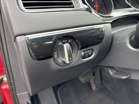 Used 2017 Volkswagen Jetta SEL FWD image 19
