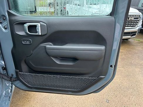 New 2026 Jeep Gladiator Sport image 22