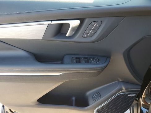 New 2026 Buick Enclave Preferred w/ Power Package AWD/4WD image 17