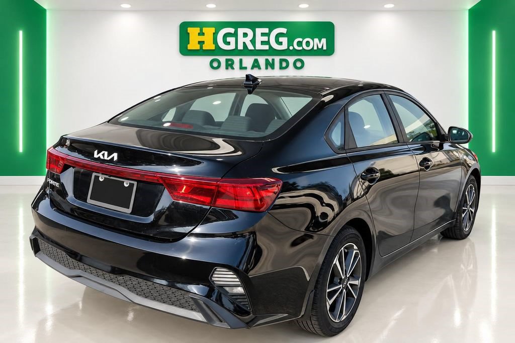 Used 2022 Kia Forte LXS FWD image 6