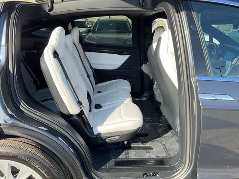 Used 2019 Tesla Model X Performance image 51