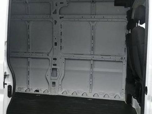 Used 2023 RAM ProMaster 2500 FWD image 13
