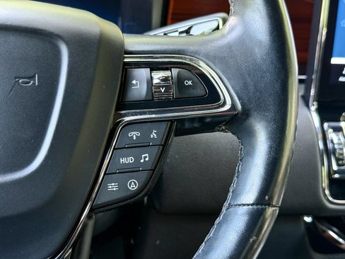 Used 2024 Lincoln Navigator L Reserve AWD/4WD image 39