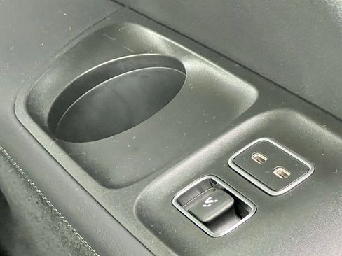 Certified 2026 Mercedes-Benz GLS 450 4MATIC image 30