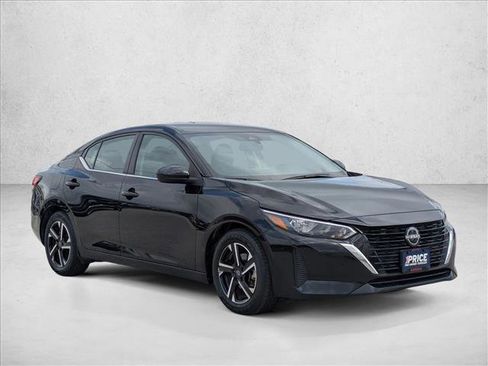 Used 2024 Nissan Sentra SV FWD image 3