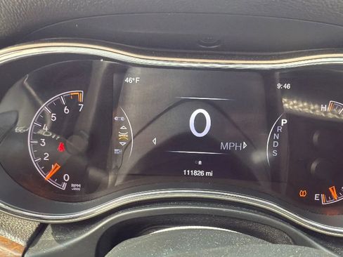 Used 2014 Jeep Grand Cherokee Limited AWD/4WD image 15