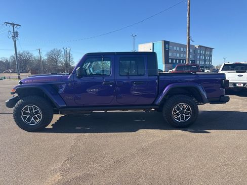 New 2026 Jeep Gladiator Rubicon w/ Safety Group AWD/4WD image 5