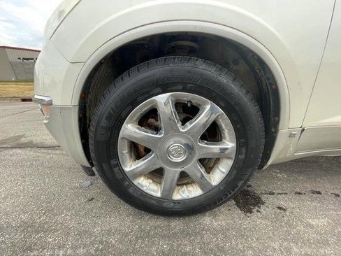 Used 2009 Buick Enclave CXL w/ Driver Confidence Package image 11