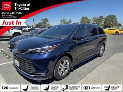 Used 2024 Toyota Sienna Platinum