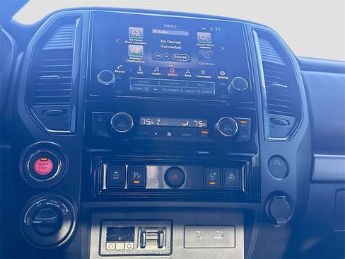Used 2021 Nissan Titan PRO-4X w/ Pro-4x Convenience Package image 16