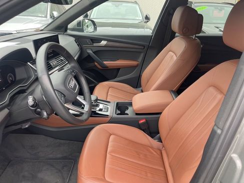 Used 2023 Audi Q5 2.0T Premium Plus w/ Premium Plus Package AWD/4WD image 9