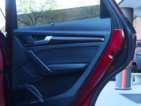 Used 2018 Audi Q5 Premium Plus w/ Premium Plus Package image 26