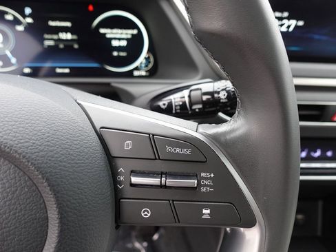 Used 2023 Hyundai Sonata SEL w/ Convenience Package image 16