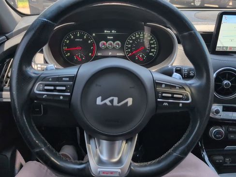 Used 2022 Kia Stinger GT2 w/ Scorpion Package RWD image 17