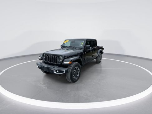 Used 2026 Jeep Gladiator Sport AWD/4WD image 7