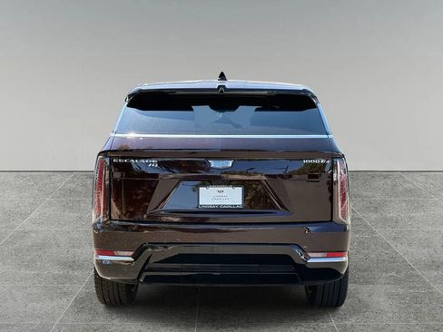 New 2025 Cadillac Escalade IQ Luxury 1 AWD/4WD image 10