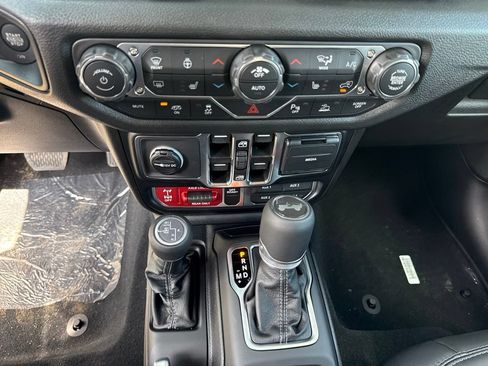 New 2026 Jeep Wrangler Unlimited Rubicon 392 AWD/4WD image 14