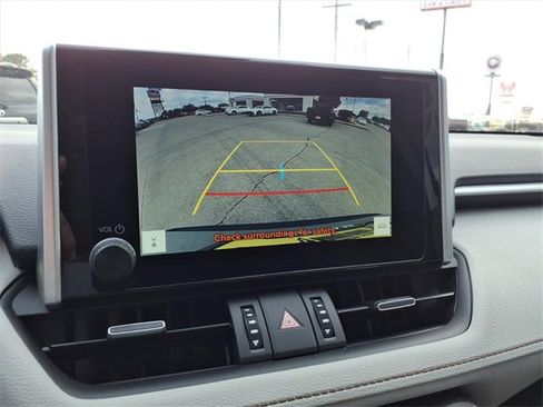 Certified 2025 Toyota RAV4 XLE Premium image 26