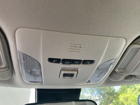 Used 2022 Toyota Corolla LE image 19