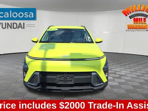 Used 2025 Hyundai Kona SEL AWD/4WD image 2