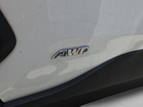 Used 2024 Toyota RAV4 LE AWD/4WD image 6