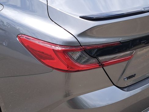 Used 2025 Toyota Camry XSE FWD image 33